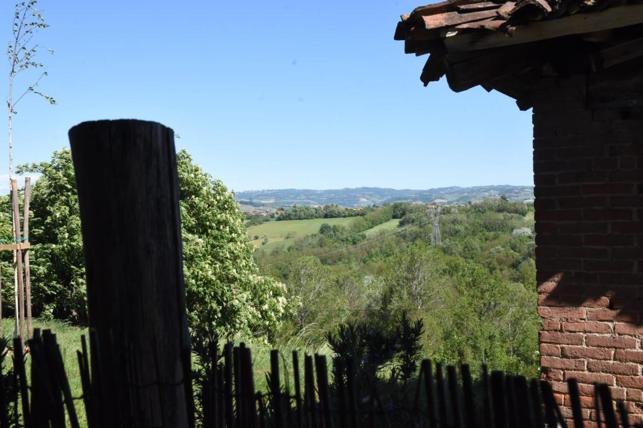 La Casa Di Enzo Lequio Tanaro Exterior foto